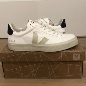 Brand new never worn Veja campo Nautico shoe